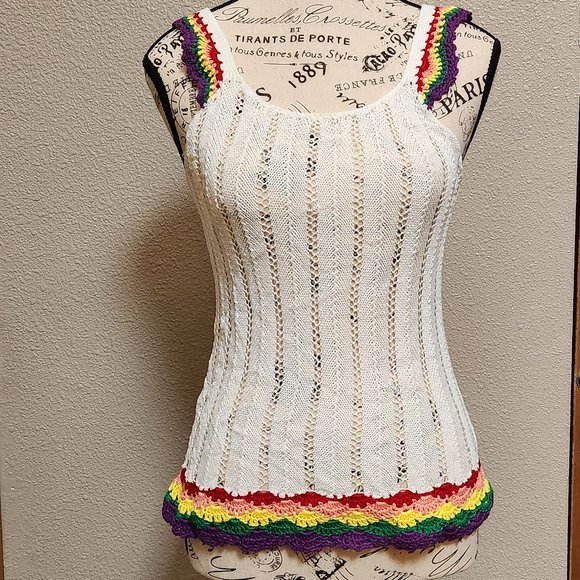 AQUA Open Stitch Crochet Rainbow Trim Tank Top - Small - NWT - Picture 3 of 8